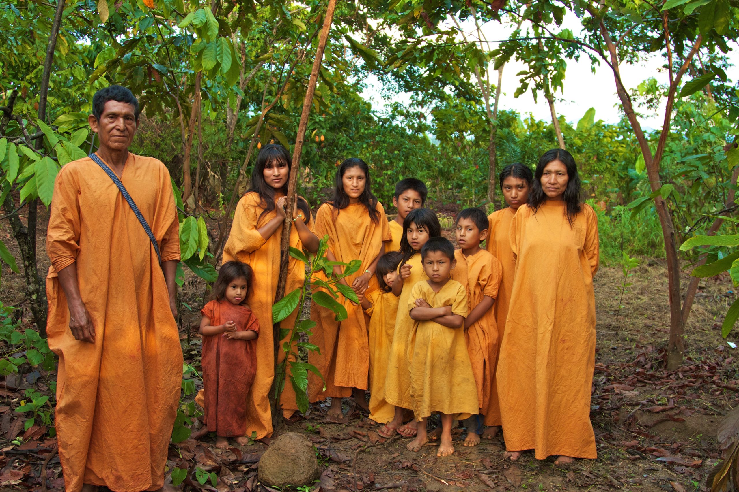 Antenor Chimanca Mahuanca, Pangoa farmer-member, with his family.